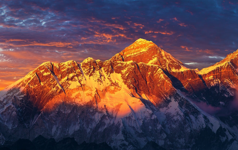 Himalayan mountains where Shilajit resin is found
