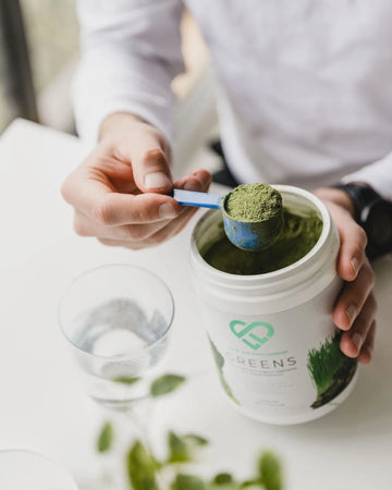 @georgiadelotz with Organic Greens