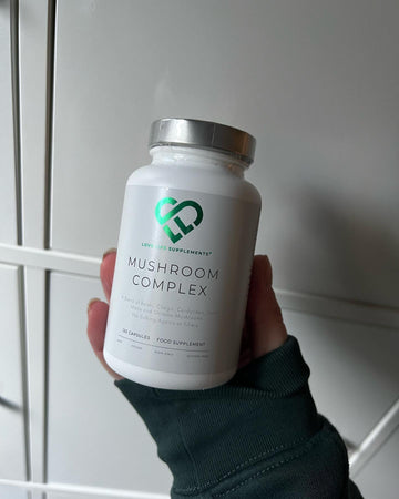 @sarahwebsterpriv with Mushroom Complex